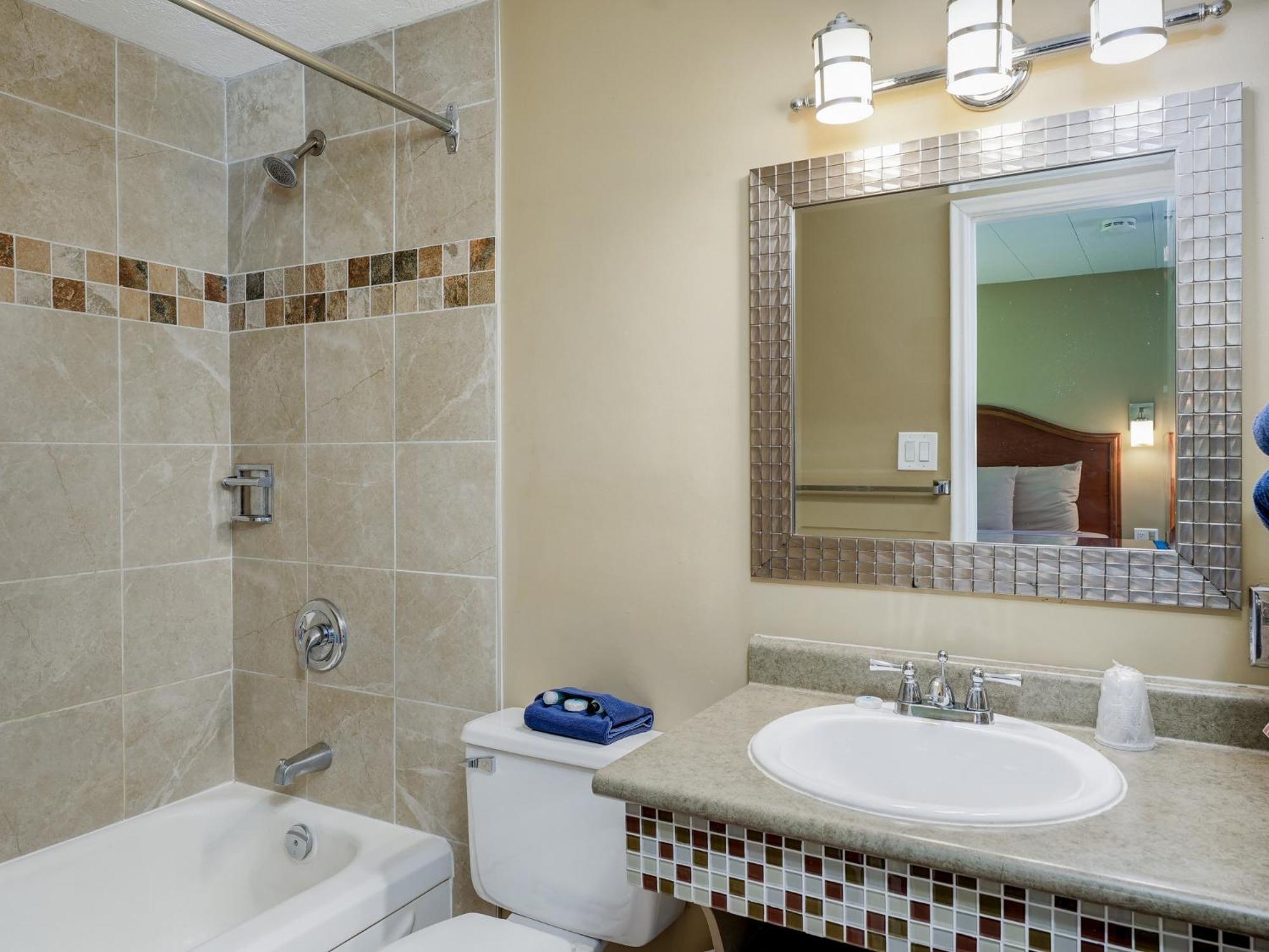 Malahat Bungalows Motel Екстер'єр фото
