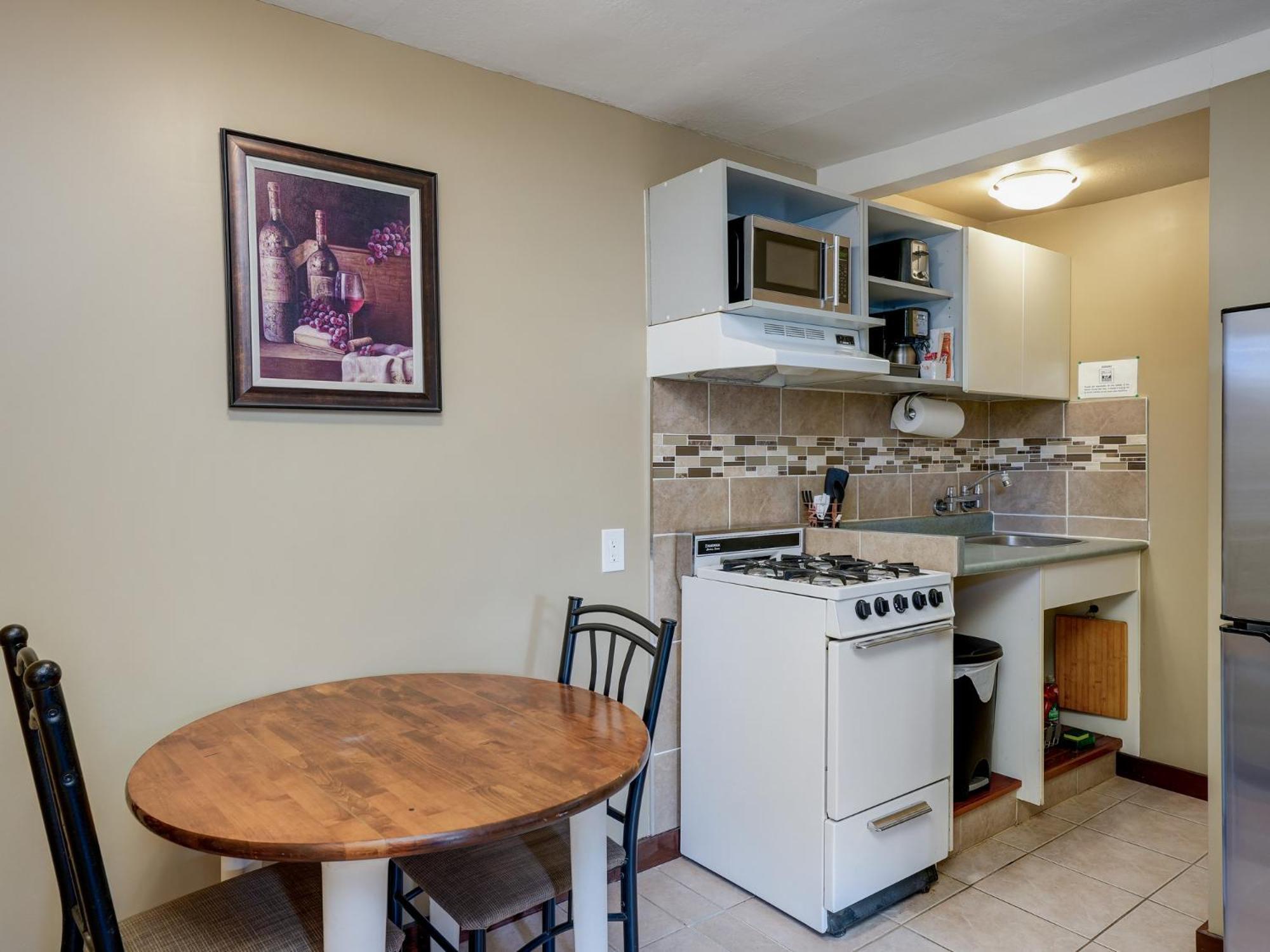 Malahat Bungalows Motel Екстер'єр фото